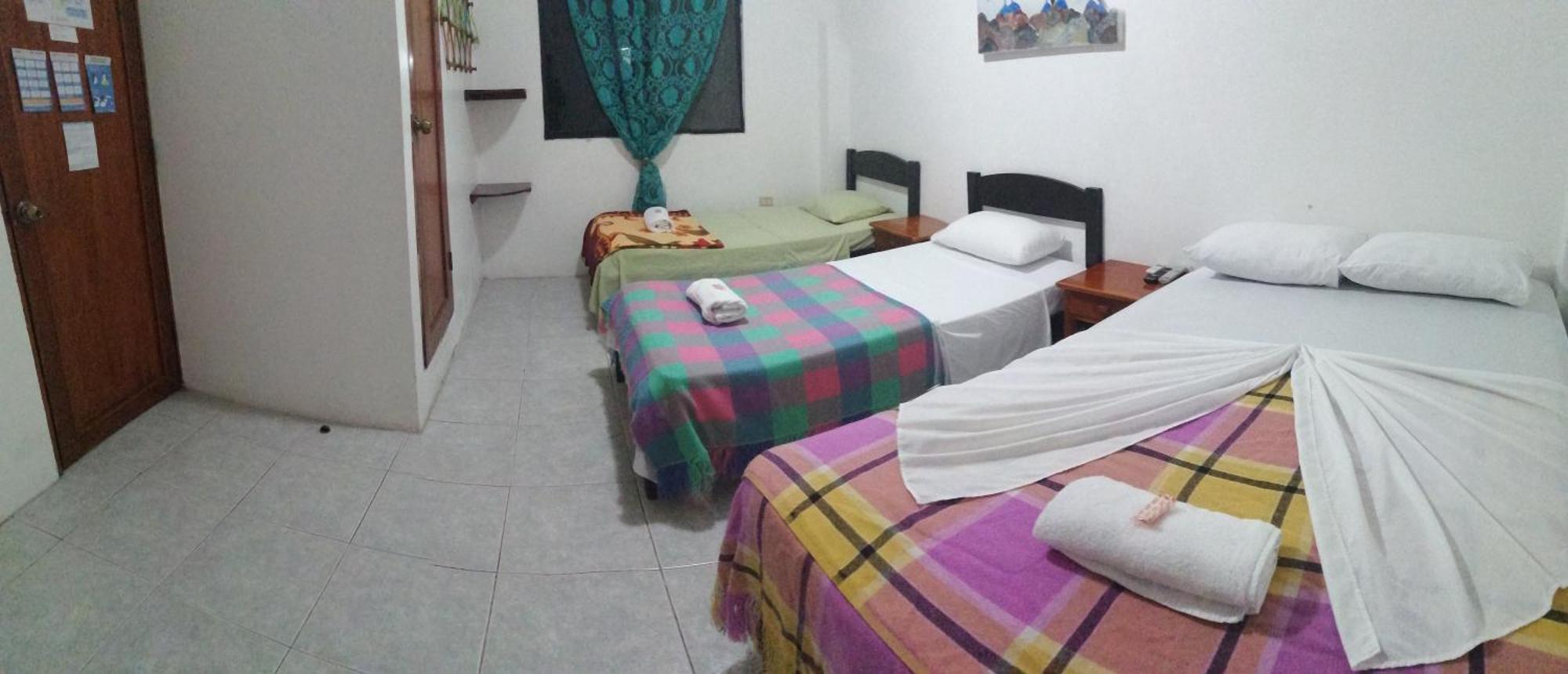 Hostal La Casa De Luis Puerto Baquerizo Moreno Εξωτερικό φωτογραφία