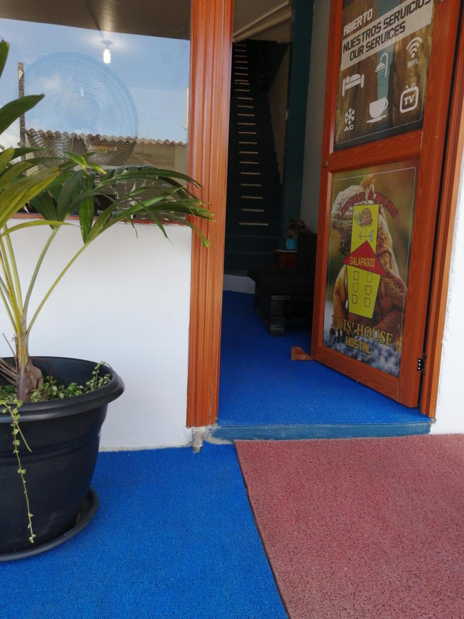Hostal La Casa De Luis Puerto Baquerizo Moreno Εξωτερικό φωτογραφία